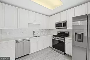 12705 Fair Crest Ct, Fairfax, VA 22033 - Photo 14