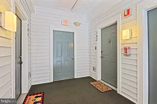 12705 Fair Crest Ct, Fairfax, VA 22033 - Photo 4