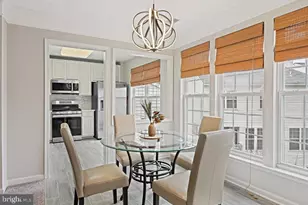 12705 Fair Crest Ct, Fairfax, VA 22033 - Photo 2