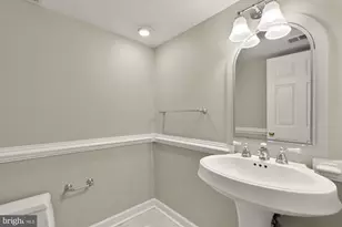 4110 Fairfax Center Creek Dr, Fairfax, VA 22030 - Photo 40