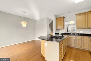 4110 Fairfax Center Creek Dr, Fairfax, VA 22030 - Photo 16