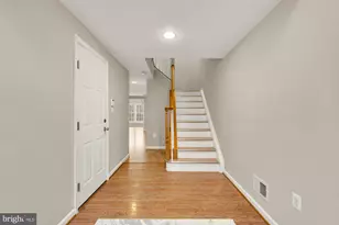 4110 Fairfax Center Creek Dr, Fairfax, VA 22030 - Photo 6