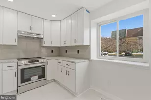 1710 Tyvale Ct, Vienna, VA 22182 - Photo 4