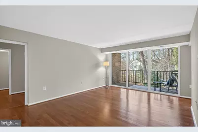 1526 Northgate Square #11, Reston, VA 20190 - Photo 4