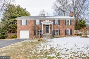 202 Glen Ave SW, Vienna, VA 22180 - Photo 8