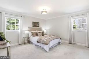 202 Glen Ave SW, Vienna, VA 22180 - Photo 4