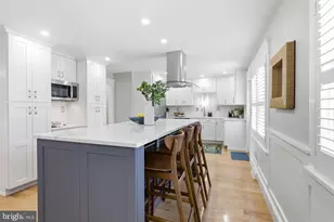 202 Glen Ave SW, Vienna, VA 22180 - Photo 4