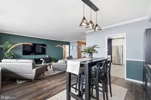 3701 S George Mason Dr, Falls Church, VA 22041 - Photo 16