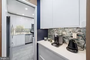 3701 S George Mason Dr, Falls Church, VA 22041 - Photo 4