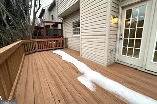 2035 Madrillon Springs Ct, Vienna, VA 22182 - Photo 18