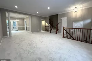 2035 Madrillon Springs Ct, Vienna, VA 22182 - Photo 8