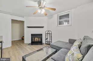 2320 Emerald Heights Ct, Reston, VA 20191 - Photo 36