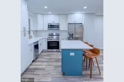 10321 Hampshire Green Avenue, Fairfax, VA 22032 - Photo 18