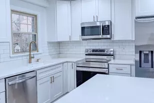 10321 Hampshire Green Ave, Fairfax, VA 22032 - Photo 22