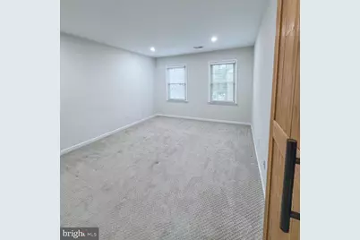 10321 Hampshire Green Avenue, Fairfax, VA 22032 - Photo 30