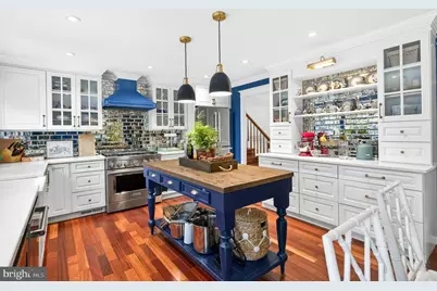 9604 Glenarm Court, Burke, VA 22015 - Photo 12