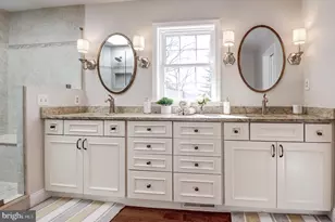 8017 Iliff Dr, Dunn Loring, VA 22027 - Photo 36