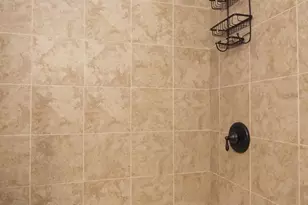 7831 Gum Springs Village Dr, Alexandria, VA 22306 - Photo 18