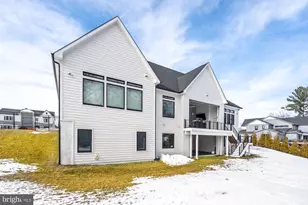 1221 Riley Preserve Ct, Great Falls, VA 22066 - Photo 86