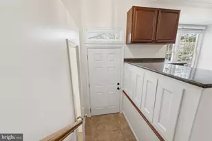 14315 Uniform Dr, Centreville, VA 20121 - Photo 4