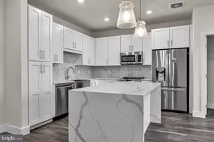 1761 Old Meadow Rd, McLean, VA 22102 - Photo 4