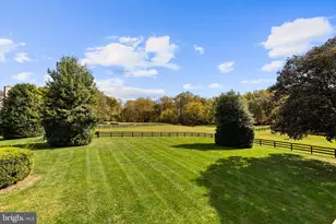 1207 Towlston Rd, Great Falls, VA 22066 - Photo 70