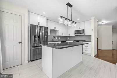5885 Woodfield Estates Drive, Alexandria, VA 22310 - Photo 14