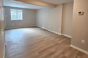 8473 Aurora Ct, Lorton, VA 22079 - Photo 6