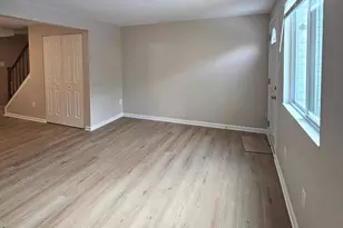 8473 Aurora Ct, Lorton, VA 22079 - Photo 8