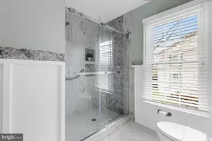 3711 Foxfield Ln, Fairfax, VA 22033 - Photo 18