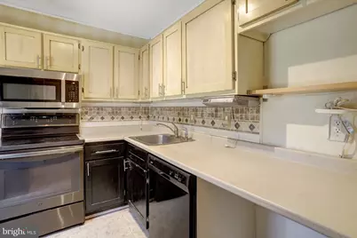 5502 Peppercorn Drive, Burke, VA 22015 - Photo 6