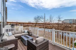 2386 Stella Pl, Alexandria, VA 22303 - Photo 12