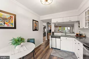 3322 Lakeside View Dr, Falls Church, VA 22041 - Photo 2