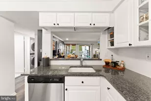 3322 Lakeside View Dr, Falls Church, VA 22041 - Photo 4