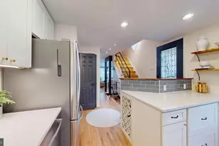 1771 Whisperhill Dr, Reston, VA 20194 - Photo 10