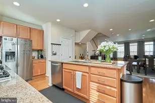 3061 Waterloo Ln, Fairfax, VA 22031 - Photo 12
