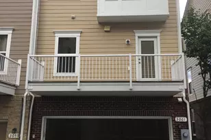 3061 Waterloo Ln, Fairfax, VA 22031 - Photo 2