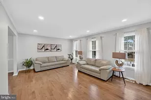 711 Campbell Way, Herndon, VA 20170 - Photo 2