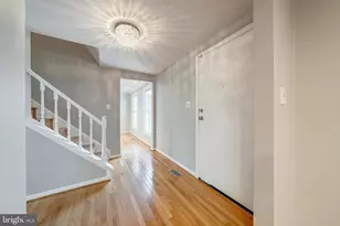 2285 Marginella Dr, Reston, VA 20191 - Photo 2