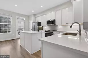 2618 Velocity Rd, Herndon, VA 20171 - Photo 12