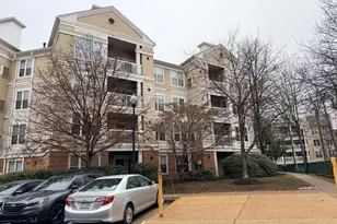 2204 Westcourt Ln, Herndon, VA 20170 - Photo 16