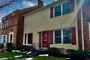 8333 Garfield Ct, Springfield, VA 22152 - Photo 2