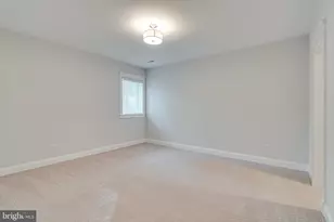 6501 Divine St, McLean, VA 22101 - Photo 68