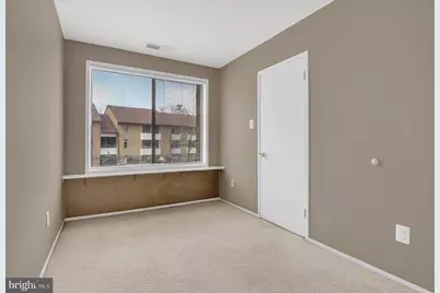 509 Florida Avenue #103, Herndon, VA 20170 - Photo 22