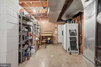 8825 Charles Hawkins Way, Annandale, VA 22003 - Photo 38