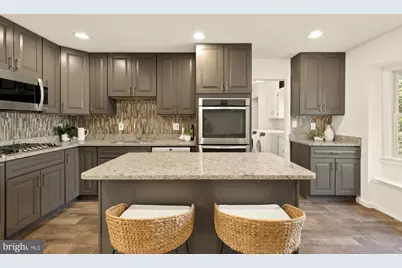 9308 Briarwood Place, Fairfax, VA 22032 - Photo 12