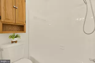 9308 Briarwood Pl, Fairfax, VA 22032 - Photo 44