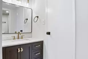 11731 Ledura Ct, Reston, VA 20191 - Photo 12