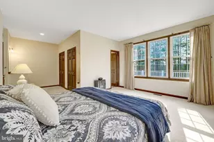 1398 Park Lake Dr, Reston, VA 20190 - Photo 30