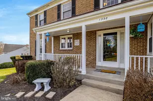 1398 Park Lake Dr, Reston, VA 20190 - Photo 6